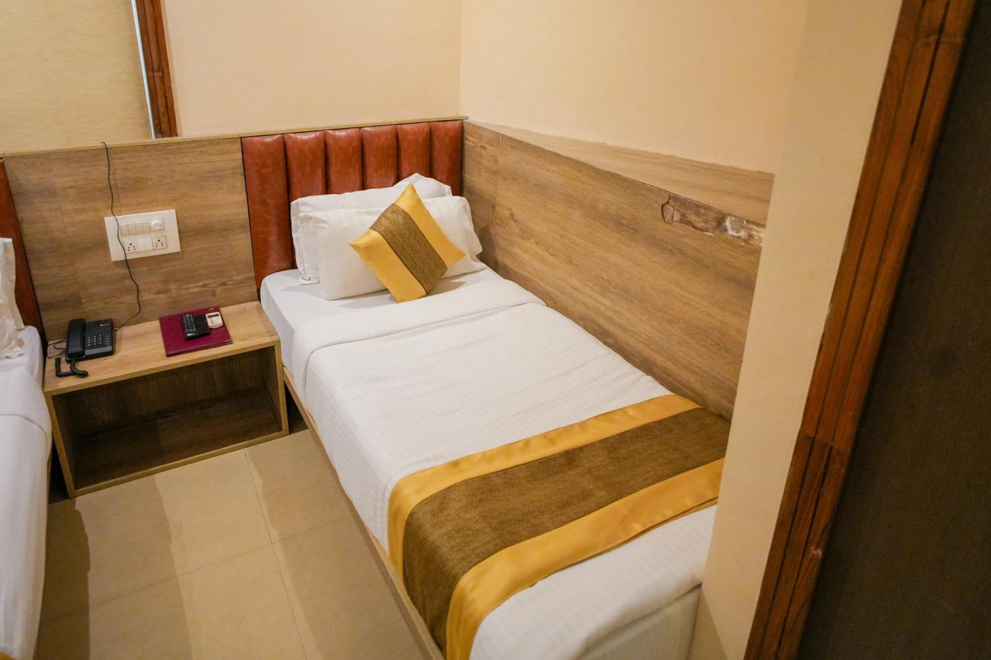 Hotel Skylink Hospitality Mahalaxmi Mumbai Dış mekan fotoğraf