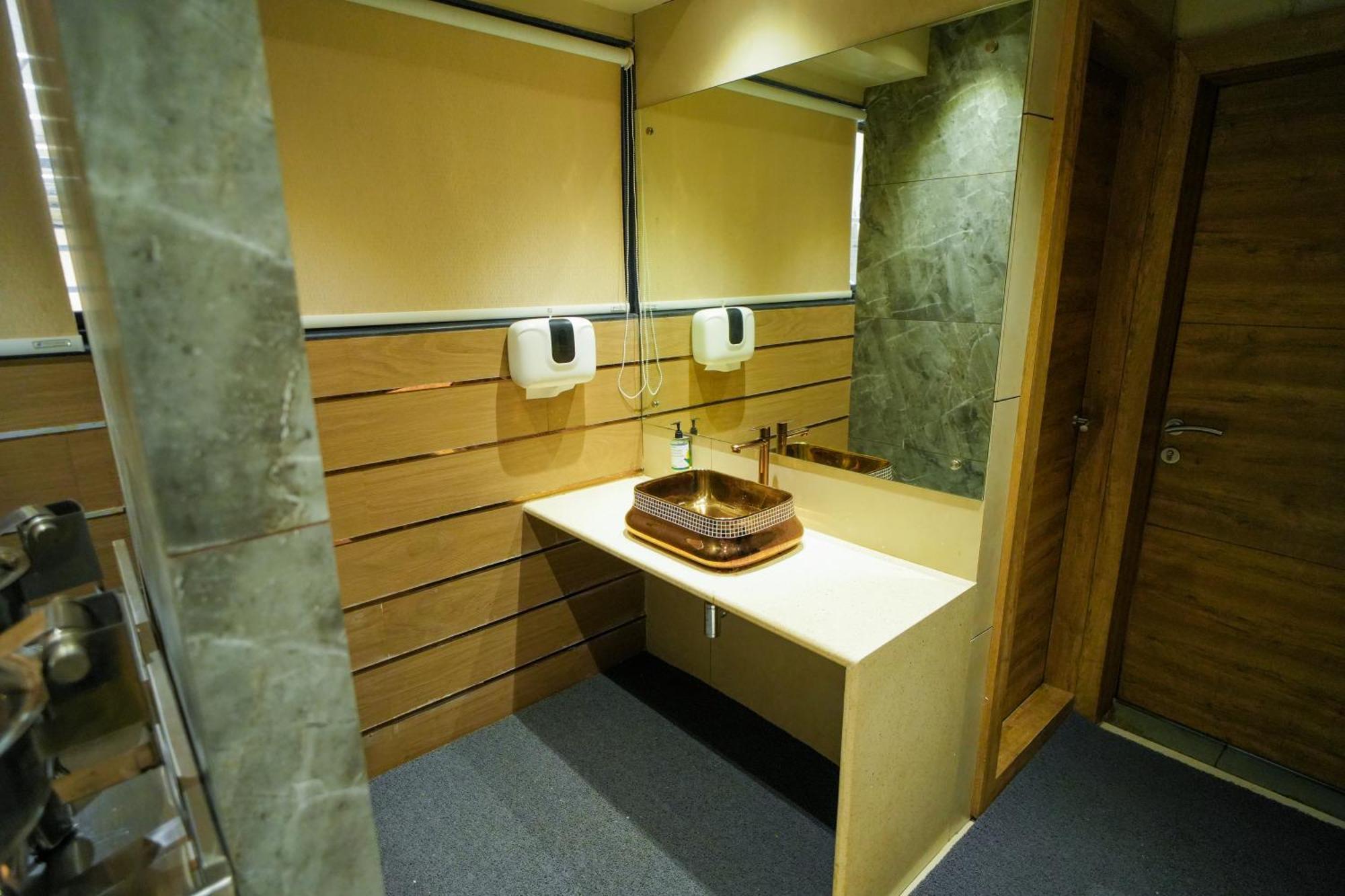 Hotel Skylink Hospitality Mahalaxmi Mumbai Dış mekan fotoğraf
