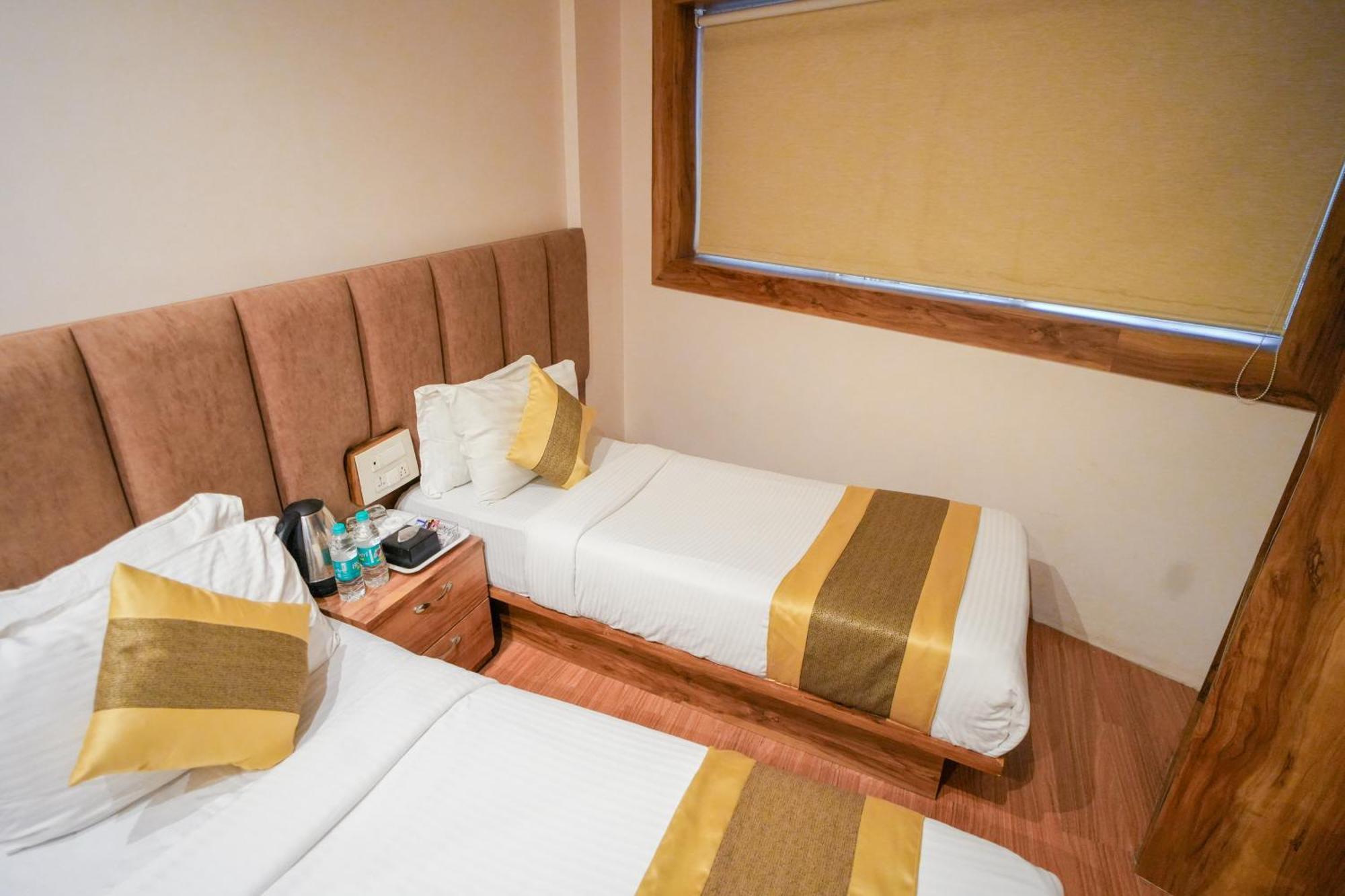 Hotel Skylink Hospitality Mahalaxmi Mumbai Dış mekan fotoğraf