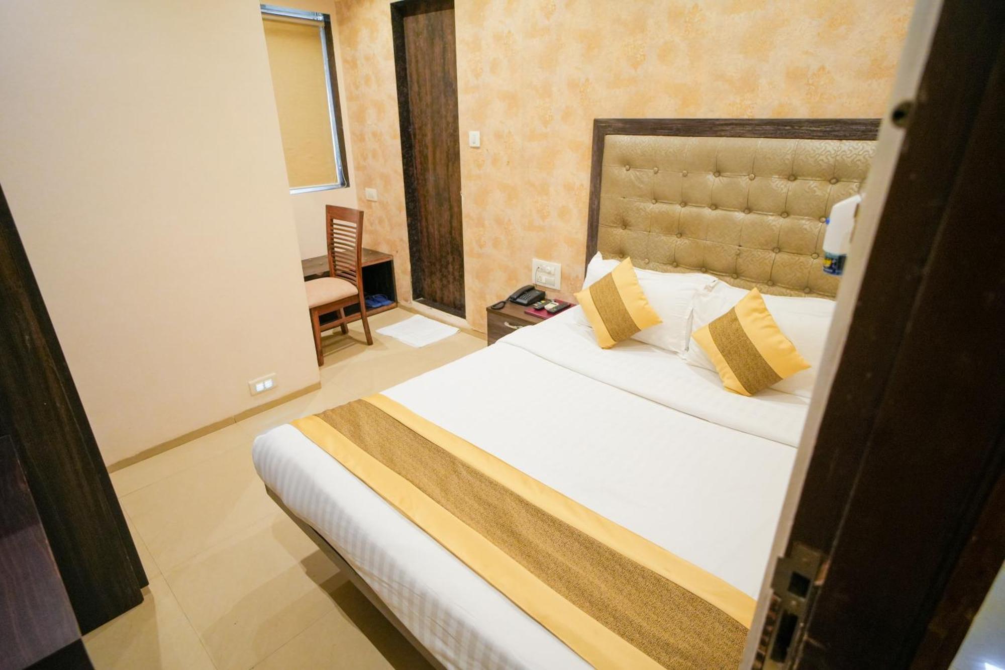 Hotel Skylink Hospitality Mahalaxmi Mumbai Dış mekan fotoğraf