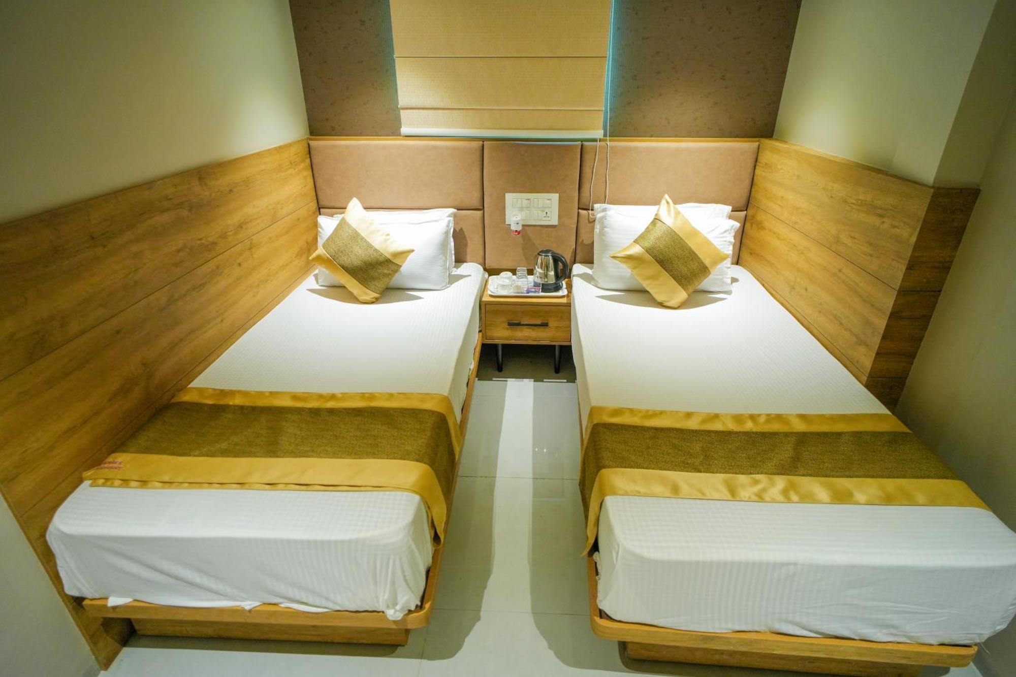Hotel Skylink Hospitality Mahalaxmi Mumbai Dış mekan fotoğraf